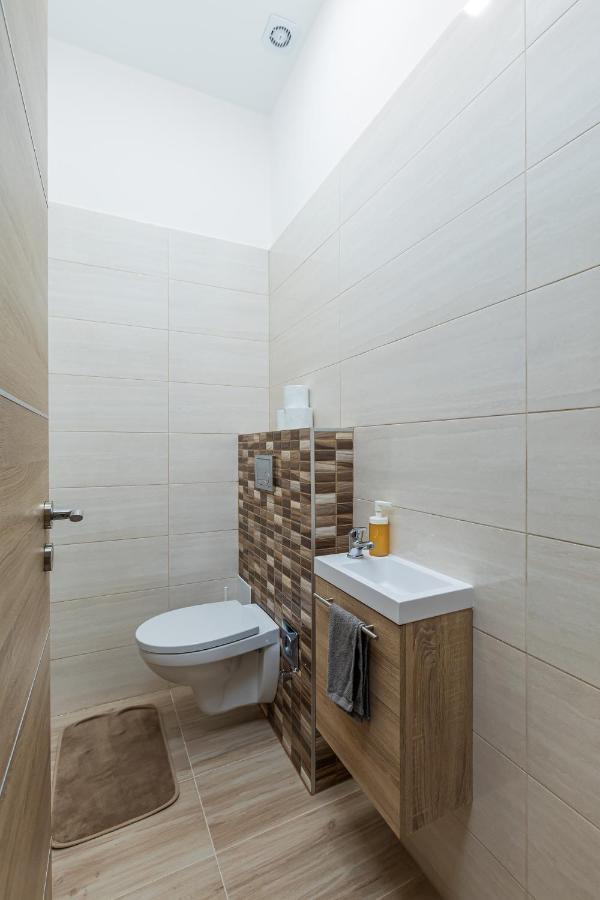 Csengery Deluxe Home With Balcony Budapeşte Dış mekan fotoğraf