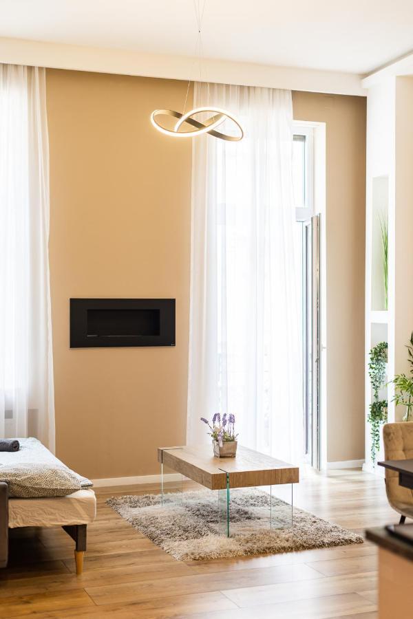 Csengery Deluxe Home With Balcony Budapeşte Dış mekan fotoğraf